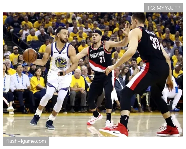 拉科主帅展示全新战术理念,球队状态回暖备战新赛季挑战 拉科主帅展示全新战术理念,球队状态回暖备战新赛季挑战